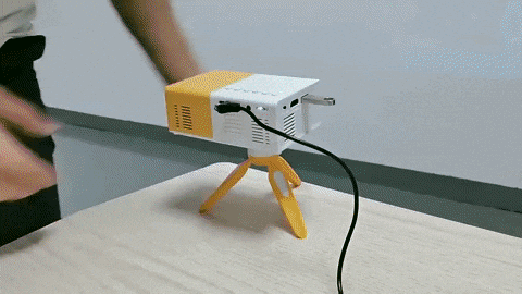 MINI PROYECTOR PORTATIL